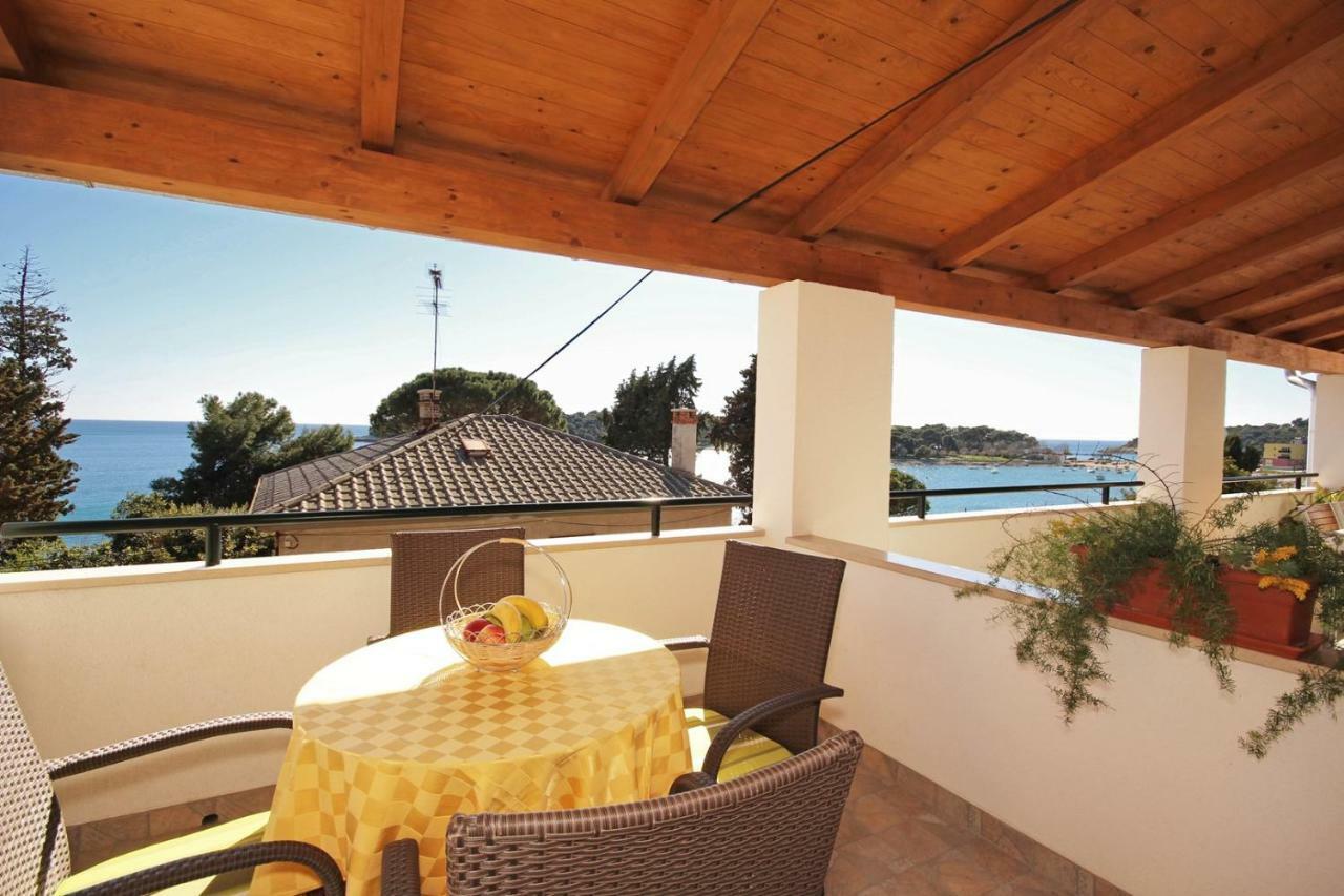Apartments Tonka Near Beach And Sea Pula Exterior photo